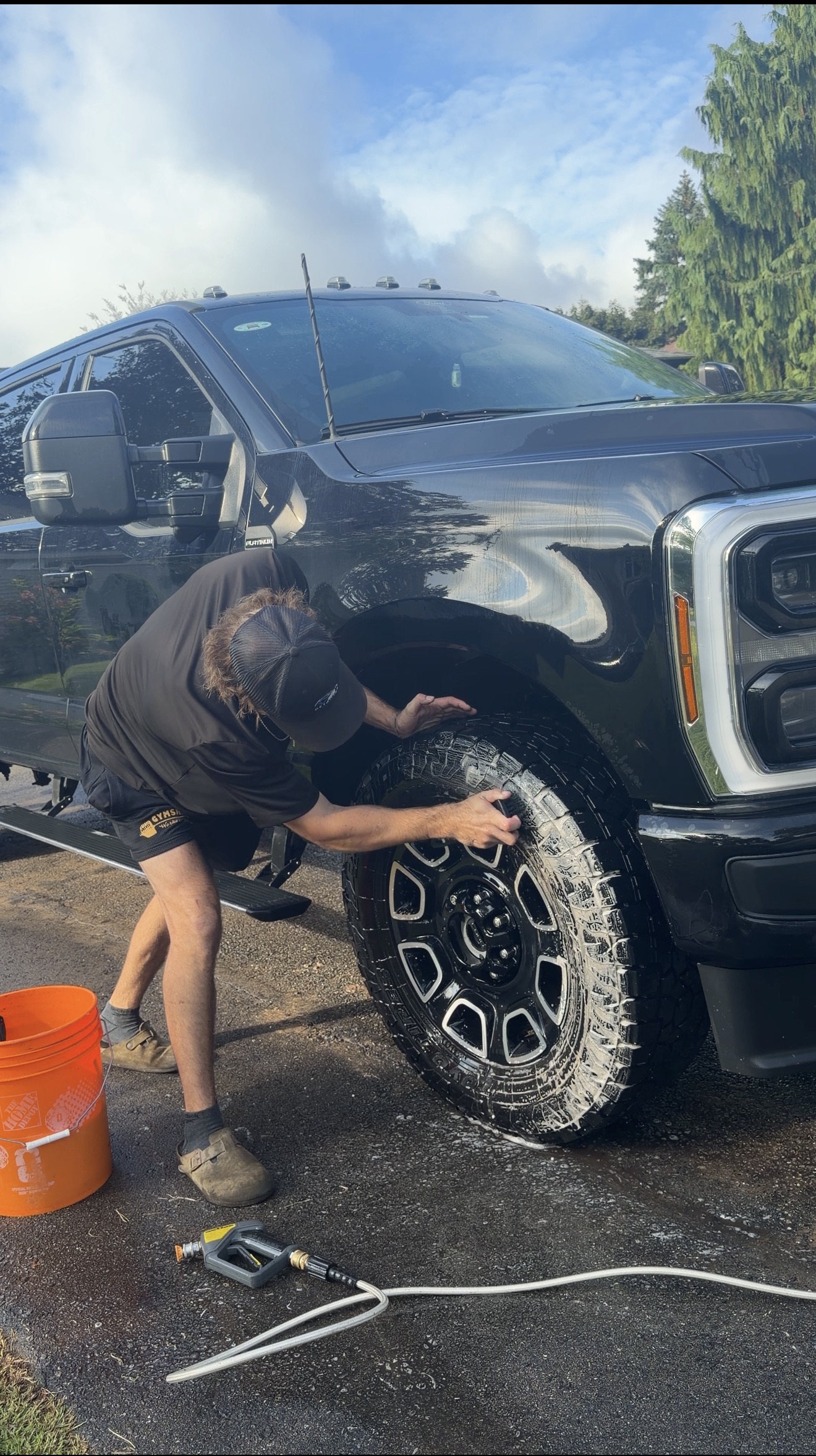 Interior car detailing service